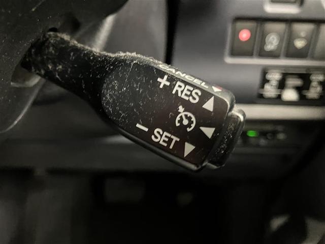 ノア Ｇ　ＬＥＤライト　両側ＰＳＤ　ＥＴＣ車載器　オートエアコン　デュアルエアバック　ナビＴＶ　エアバッグ　ＤＶＤ再生　キーレス　アルミホイール　盗難防止装置　メモリーナビ　横滑り防止　ＡＢＳ　３列シート（26枚目）