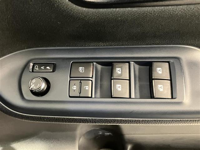 ノア Ｇ　ＬＥＤライト　両側ＰＳＤ　ＥＴＣ車載器　オートエアコン　デュアルエアバック　ナビＴＶ　エアバッグ　ＤＶＤ再生　キーレス　アルミホイール　盗難防止装置　メモリーナビ　横滑り防止　ＡＢＳ　３列シート（31枚目）