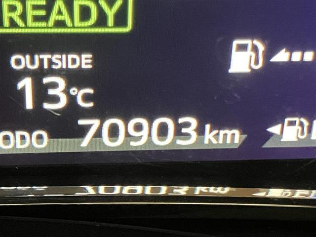 カローラフィールダー ハイブリッドG ダブルバイビー PCS インテリキー 横滑防止 ミュージックプレイヤー接続可 フルセグTV クルーズコントロール LEDヘッドライト オートエアコン ワンオーナー ETC DVD再生 アルミホイール ナビTV ABS(12枚目)