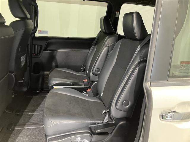 ノア Ｓｉ　ダブルバイビー　クルーズＣ　ブレーキサポート　エアコン　１オーナー　ＡＵＸ　ＬＥＤライト　ナビ＆ＴＶ　横滑防止装置　ＷＡＣ　アルミホイール　パワーウインドウ　フルセグ　ＤＶＤ再生可　メモリーナビ　ドラレコ　ＥＴＣ（7枚目）