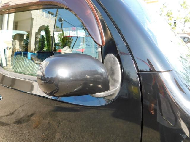 キューブ ライダー　ブラックライン　スマートキー　プッシュスタート　純正ＳＤナビ　ＣＤ　ＤＶＤ　Ｂｌｕｅｔｏｏｔｈ　フルセグ　専用スポーツマフラー　ＥＴＣ　ＨＩＤヘッドライト　アイドリングストップ　ステアリングスイッチ（44枚目）