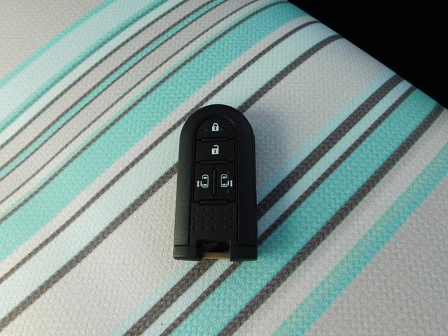 ムーヴキャンバス Ｇメイクアップ　ＳＡＩＩ　純正ＳＤナビ　ＣＤ　ＤＶＤ　Ｂｌｕｅｔｏｏｔｈ　フルセグ　バックモニター　３６０度カメラ　両側パワースライドドア　ＬＥＤヘッドライト　ＥＴＣ　ドライブレコーダー　シートヒーター　スマートキー（13枚目）