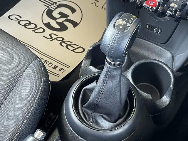 クーパーD 純正HDDナビ Bluetooth USB/AUX端子 ETC車載器 LEDヘッド プッシュスタート オートエアコン 禁煙車 純正アルミ アイドリングストップ(9枚目)