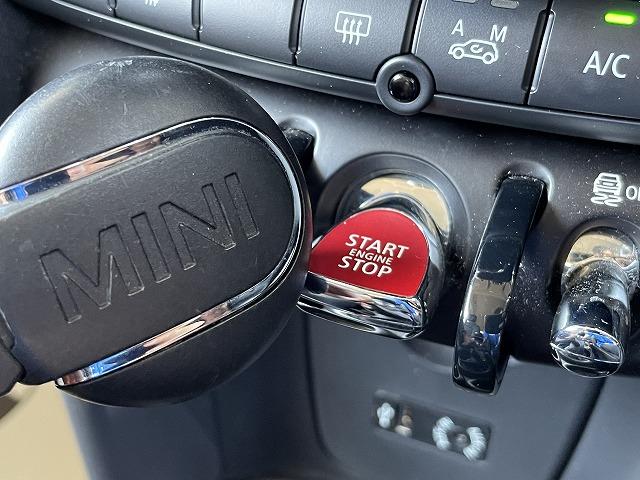 クーパーD 純正HDDナビ Bluetooth USB/AUX端子 ETC車載器 LEDヘッド プッシュスタート オートエアコン 禁煙車 純正アルミ アイドリングストップ(35枚目)