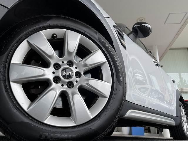 クーパーD クロスオーバー 純正HDDナビ フルセグTV バックカメラ 電動トランクドア 1オーナー 禁煙車 インテリジェントセイフティー Bluetooth リアセンサー コンフォートアクセス LEDヘッド ルーフレール(16枚目)