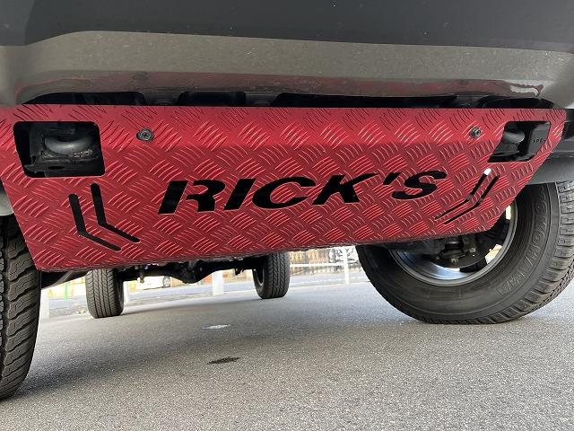 ハイラックス トヨタ ｚ ｒｉｃｋ ｓパーツ アンダーカバー マッドフラップ リフトｕｐ ４本出マフラー ｒｅａｌハンドル バグガード ｓｄナビ 地デジｔｖ バック フロント サイドカメラ アイドリングｓ レーダークルーズ 愛知県 ｚ ｒｉｃｋ ｓパーツ アンダー