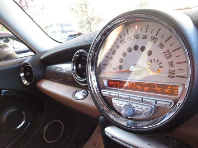 50 メイフェア 限定車 本革ブラウンシート シートヒーター CD ETC車載器 AUX端子 ホワイト17inアルミ アディショナルヘッド オートエアコン プッシュスタート(4枚目)