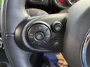 追従クルーズコントロール装備しております。前方の車両の間隔を保ちながら走行できますので高速道路の運転が楽になります。