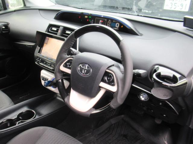 プリウス S モデリスタエアロ/Bluetooth対応ナビ/フルセグ/純正アルミホイール/バックカメラ/ETC(12枚目)