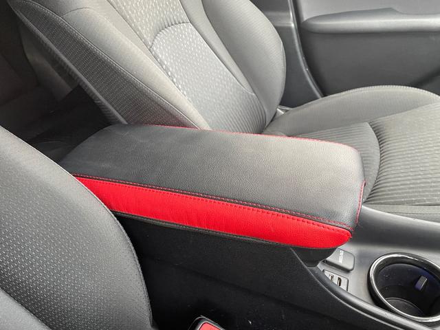 プリウス S モデリスタエアロ/Bluetooth対応ナビ/フルセグ/純正アルミホイール/バックカメラ/ETC(18枚目)