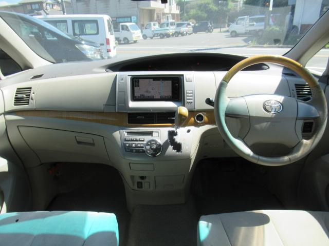 エスティマ ２．４アエラス　Ｇエディション　社外アルミホイール／フロントフォグランプ／両側電動スライドドア／フルセグＴＶ／Ｂｌｕｅｔｏｏｔｈ対応ナビ／フリップダウンモニター／バックカメラ（17枚目）