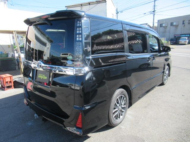 ヴォクシー ZS 純正アルミホイール/HID/純正SDナビ/フルセグ/Bluetooth/CD.DVD/バックカメラ/両側電動スライドドア/ヒッチメンバー/ETC(8枚目)