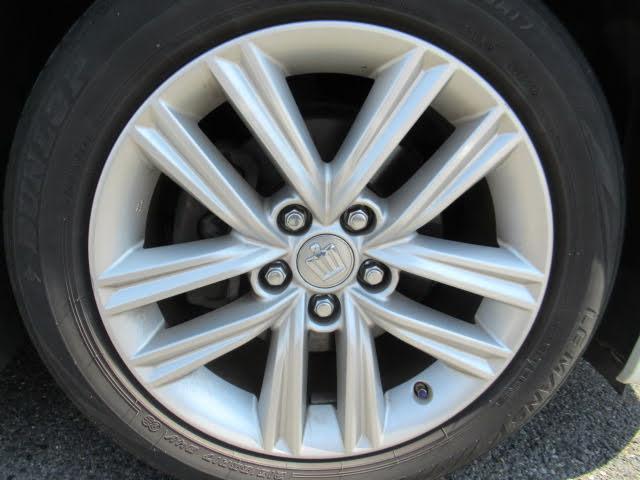 クラウンハイブリッド アスリートＳ　純正アルミホイール／ＨＩＤ／クルーズコントロール／純正ナビ／Ｂｌｕｅｔｏｏｔｈ接続／レーダークルーズ／バックカメラ／クリアランスソナ／ＥＴＣ（11枚目）