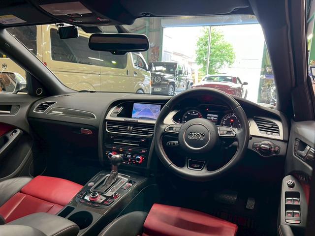 Ｓ４アバント ベースグレード　後期　ＬＥＤヘッド　バング＆オルフセン　天張り張替済　車高調　外マフラー　Ｆリップ　１９ＡＷ　スマートキー　ナビＴＶ　赤黒革シート　パワーバックドア　Ｂカメラ　クルコン　前後ドラレコ　シートヒーター（8枚目）