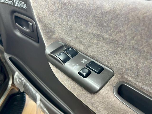 パワーウインドウスイッチ！破損なし！