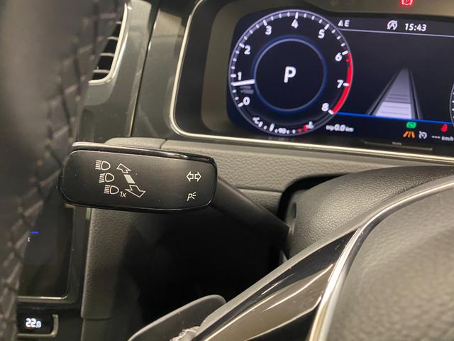 VOLKSWAGEN GOLF TSI COMFORTLINE TECH EDITION