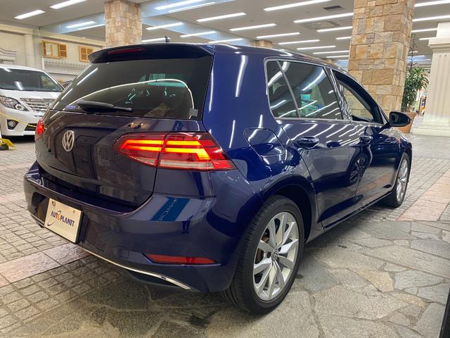 VOLKSWAGEN GOLF TSI COMFORTLINE TECH EDITION