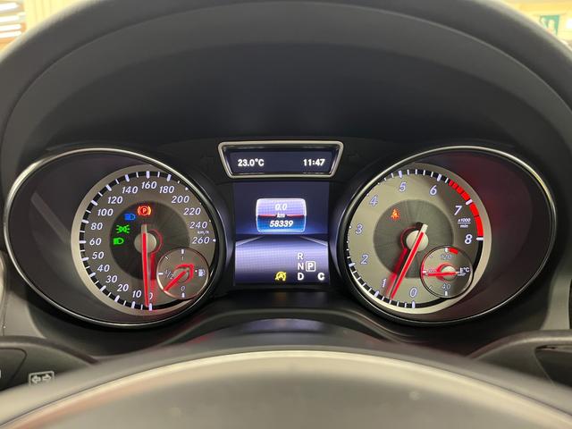 GLAクラス GLA180 禁煙車/ACC/衝突軽減B/ハーフ革S/ナビ/フルセグTV/Bカメラ/シートH/キセノンヘッドライト/Pゲート/Bluetoothオーディオ/クリアランスソナー/ルーフレール/オートライト/1年保証(18枚目)