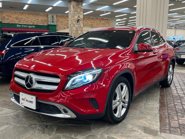 GLAクラス GLA180 禁煙車/ACC/衝突軽減B/ハーフ革S/ナビ/フルセグTV/Bカメラ/シートH/キセノンヘッドライト/Pゲート/Bluetoothオーディオ/クリアランスソナー/ルーフレール/オートライト/1年保証(59枚目)