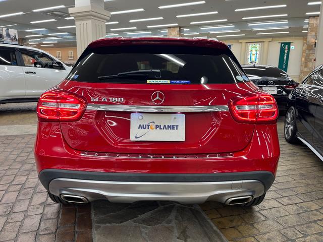 GLAクラス GLA180 禁煙車/ACC/衝突軽減B/ハーフ革S/ナビ/フルセグTV/Bカメラ/シートH/キセノンヘッドライト/Pゲート/Bluetoothオーディオ/クリアランスソナー/ルーフレール/オートライト/1年保証(62枚目)