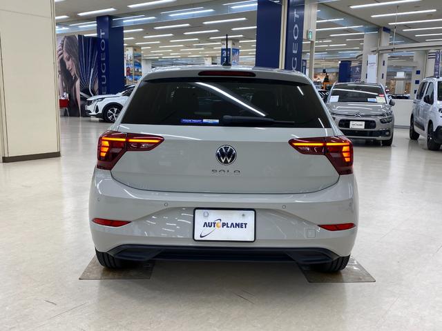 VOLKSWAGEN POLO TSI ACTIVE