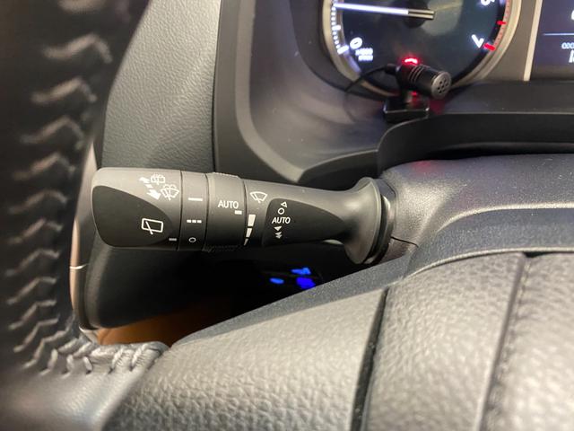 ランドクルーザープラド TX Lパッケージ 70thアニバーサリーLMD 特別仕様車 サンルーフ/ブラウン革S/ACC/衝突軽減B/ナビ/フルセグTV/Bカメラ/車線逸脱警告/シートH・C/Pシート/LEDヘッドライト/Bluetoothオーディオ/ハンズフリー通話/クリアランスソナー(23枚目)