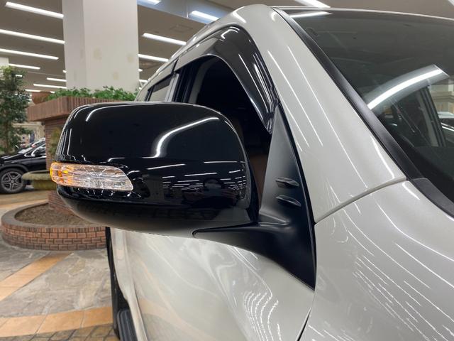 ランドクルーザープラド TX Lパッケージ 70thアニバーサリーLMD 特別仕様車 サンルーフ/ブラウン革S/ACC/衝突軽減B/ナビ/フルセグTV/Bカメラ/車線逸脱警告/シートH・C/Pシート/LEDヘッドライト/Bluetoothオーディオ/ハンズフリー通話/クリアランスソナー(52枚目)