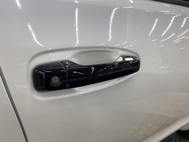 ランドクルーザープラド TX Lパッケージ 70thアニバーサリーLMD 特別仕様車 サンルーフ/ブラウン革S/ACC/衝突軽減B/ナビ/フルセグTV/Bカメラ/車線逸脱警告/シートH・C/Pシート/LEDヘッドライト/Bluetoothオーディオ/ハンズフリー通話/クリアランスソナー(56枚目)