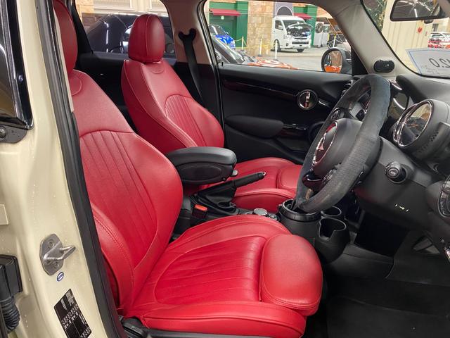 ＭＩＮＩ クーパーＳＤ　ハーマンカードンスピーカー／禁煙車／ナビ／フルセグＴＶ／バックカメラ／ＬＥＤヘッドライト／Ｂｌｕｅｔｏｏｔｈオーディオ／ハンズフリー通話／クリアランスソナー／クルーズコントロール／１年保証（11枚目）