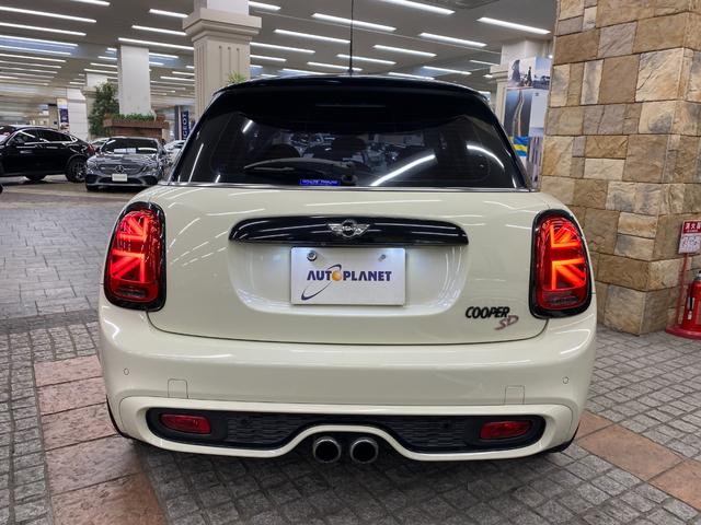 ＭＩＮＩ クーパーＳＤ　ハーマンカードンスピーカー／禁煙車／ナビ／フルセグＴＶ／バックカメラ／ＬＥＤヘッドライト／Ｂｌｕｅｔｏｏｔｈオーディオ／ハンズフリー通話／クリアランスソナー／クルーズコントロール／１年保証（53枚目）