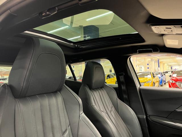 PEUGEOT 2008 GT BLUE HDI
