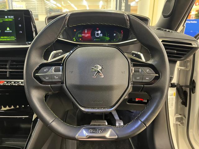 PEUGEOT 2008 GT BLUE HDI