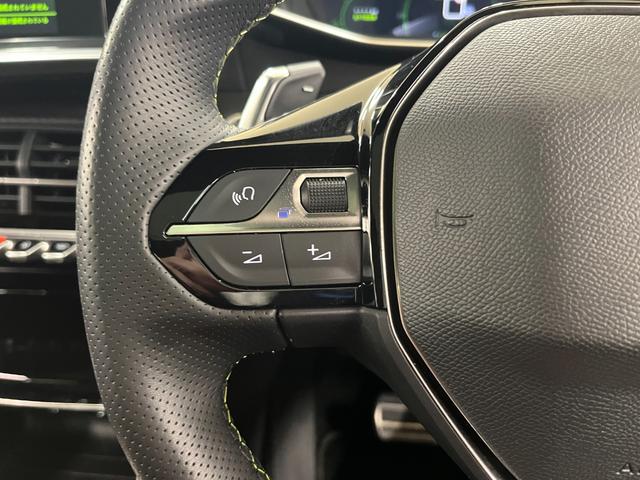 PEUGEOT 2008 GT BLUE HDI
