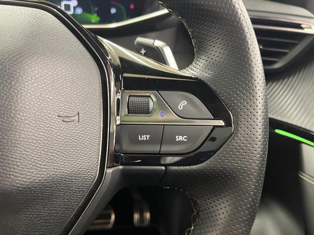PEUGEOT 2008 GT BLUE HDI