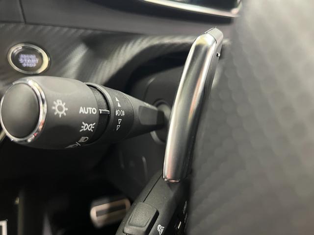 PEUGEOT 2008 GT BLUE HDI