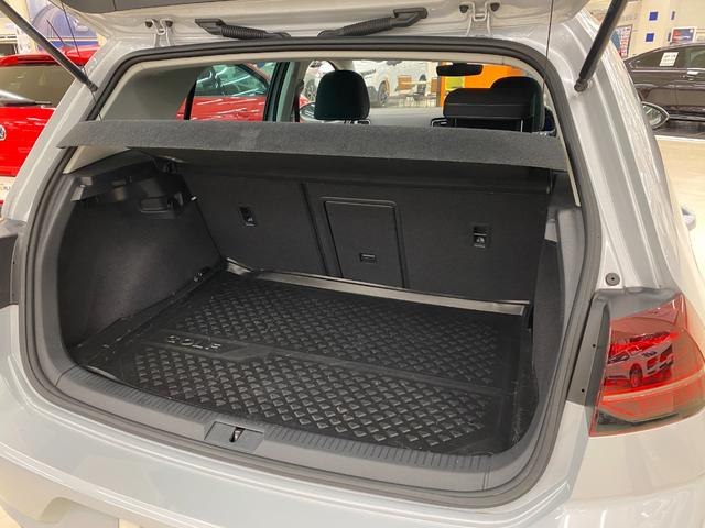 VOLKSWAGEN GOLF TSI HIGHLINE