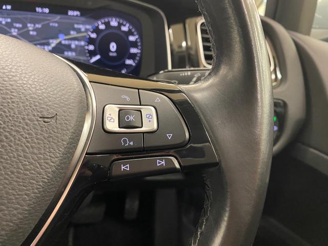 VOLKSWAGEN GOLF TSI HIGHLINE