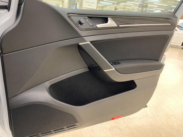 VOLKSWAGEN GOLF TSI HIGHLINE