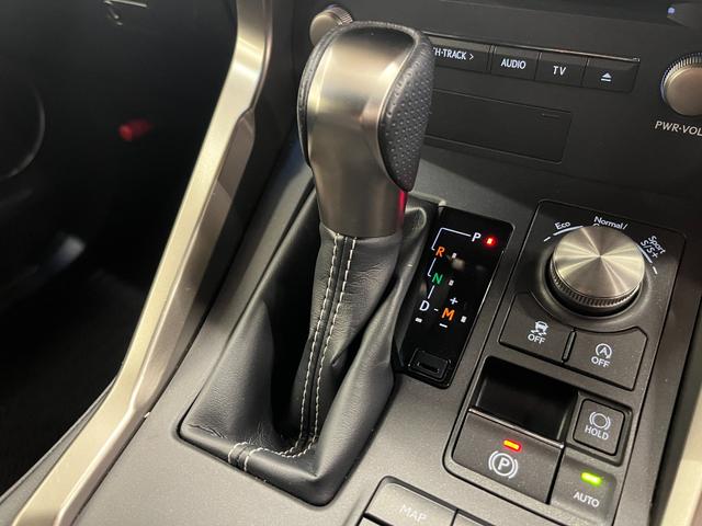 ＮＸ ＮＸ３００　Ｆスポーツ　革Ｓ／禁煙車／ＡＣＣ／衝突軽減Ｂ／ＨＤＤナビ／フルセグＴＶ／Ｂ＆３６０度カメラ／車線逸脱警告／シートＨ・Ｃ／Ｐシート／ＬＥＤヘッドライト／Ｐゲート／Ｂｌｕｅｔｏｏｔｈオーディオ／クリアランスソナー（26枚目）