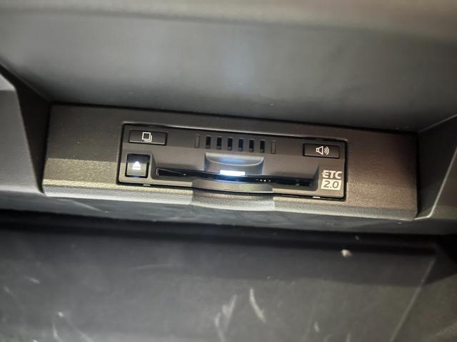 ＮＸ ＮＸ３００　Ｆスポーツ　革Ｓ／禁煙車／ＡＣＣ／衝突軽減Ｂ／ＨＤＤナビ／フルセグＴＶ／Ｂ＆３６０度カメラ／車線逸脱警告／シートＨ・Ｃ／Ｐシート／ＬＥＤヘッドライト／Ｐゲート／Ｂｌｕｅｔｏｏｔｈオーディオ／クリアランスソナー（40枚目）