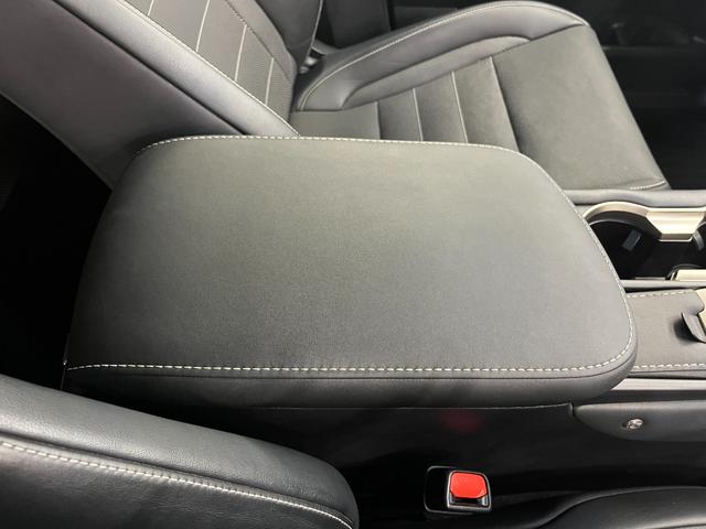 ＮＸ ＮＸ３００　Ｆスポーツ　革Ｓ／禁煙車／ＡＣＣ／衝突軽減Ｂ／ＨＤＤナビ／フルセグＴＶ／Ｂ＆３６０度カメラ／車線逸脱警告／シートＨ・Ｃ／Ｐシート／ＬＥＤヘッドライト／Ｐゲート／Ｂｌｕｅｔｏｏｔｈオーディオ／クリアランスソナー（46枚目）