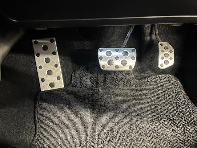 ＮＸ ＮＸ３００　Ｆスポーツ　革Ｓ／禁煙車／ＡＣＣ／衝突軽減Ｂ／ＨＤＤナビ／フルセグＴＶ／Ｂ＆３６０度カメラ／車線逸脱警告／シートＨ・Ｃ／Ｐシート／ＬＥＤヘッドライト／Ｐゲート／Ｂｌｕｅｔｏｏｔｈオーディオ／クリアランスソナー（54枚目）