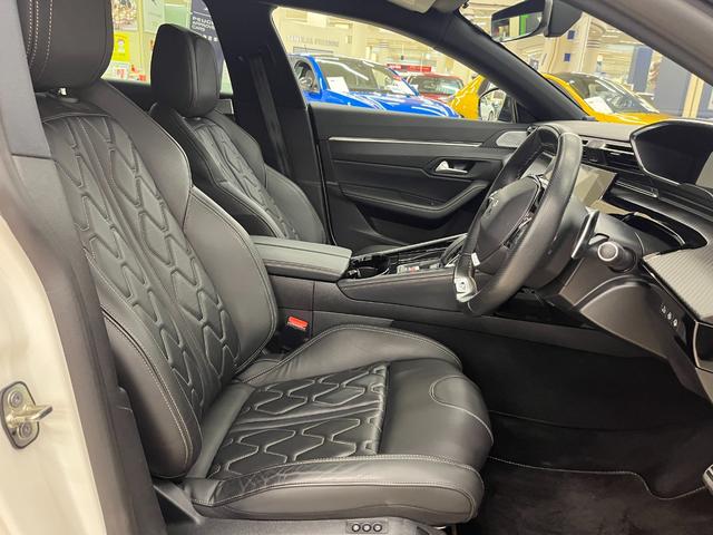 508 GT ブルーHDi プレミアムレザーエディション 禁煙車/黒ナッパ革シート/FOCALスピーカー/ACC/衝突軽減B/Carplay/Android/ナビTV/Bカメラ/車線逸脱警告/シートH/Pシート/LEDライト/Pゲート/Bluetooth(10枚目)