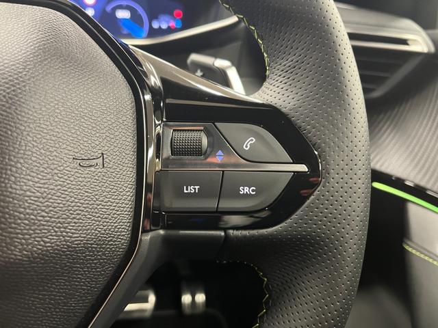 2008 GT ブルーHDi 禁煙車/衝突軽減ブレーキ/ACC/AppleCarplay/AndroidAuto/レーンアシスト/LEDヘッドライト/ハーフ革シート/パワーシート/シートヒーター/アクティブランバーサポート/アルミ(16枚目)
