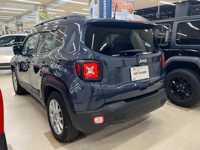 ジープ・レネゲード リミテッド 禁煙車/革S/ACC/衝突軽減B/AppleCarplay/AndroidAuto/ナビ/フルセグTV/バックカメラ/シートH/Pシート/Bluetoothオーディオ/クリアランスソナー/ルーフレール(52枚目)