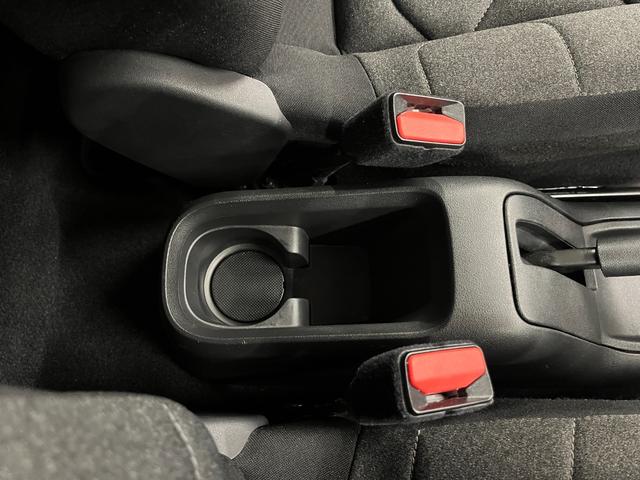 C3 モダンサロン 特別仕様車/後期モデル/禁煙車/衝突軽減B/AppleCarplay/AndroidAuto/ハーフ革S/バックカメラ/LEDヘッドライト/Bluetoothオーディオ/クルーズコントロール/1年保証(34枚目)