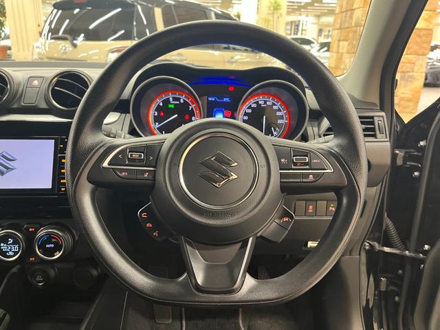 スイフト XG 禁煙車/ACC/衝突軽減ブレーキ/ナビ/フルセグTV/車線逸脱警告/シートヒーター/Bluetoothオーディオ/ハンズフリー通話/クリアランスソナー/トラクションコントロール/1年保証/(14枚目)