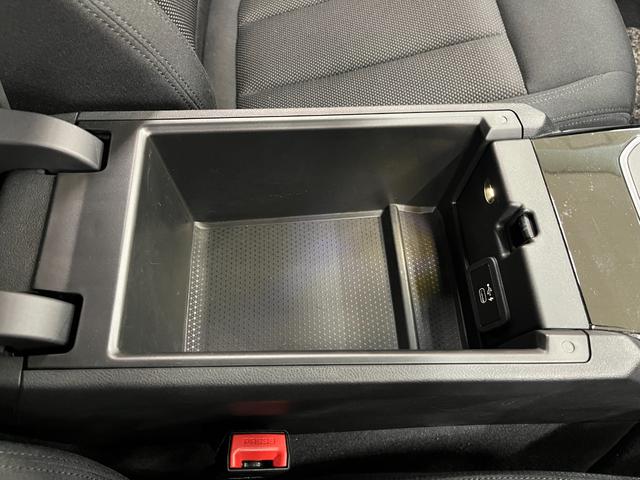 �A�[�����X�g���J����Ə����X�y�[�X���������܂��B