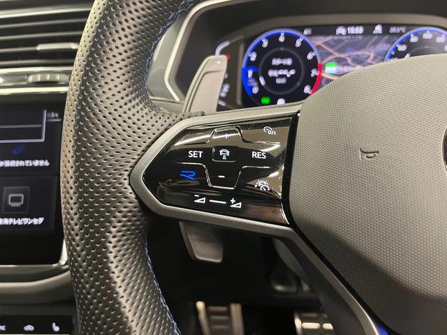 ティグアン R 革S/社外サスペンション/禁煙車/ACC/衝突軽減B/AppleCarplay/AndroidAuto/HDDナビ/フルセグTV/B&360度カメラ/シートH/Pシート/LEDヘッドライト/Pゲート(18枚目)