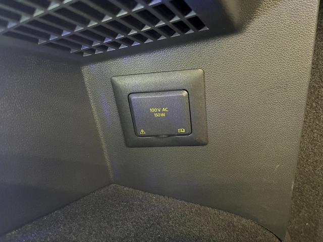 ティグアン R 革S/社外サスペンション/禁煙車/ACC/衝突軽減B/AppleCarplay/AndroidAuto/HDDナビ/フルセグTV/B&360度カメラ/シートH/Pシート/LEDヘッドライト/Pゲート(28枚目)